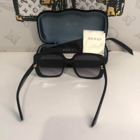 New Authentic Gucci GG0632S 001 Black Square Sunglasses Grey Gradient Lenses - Picture 10 of 12